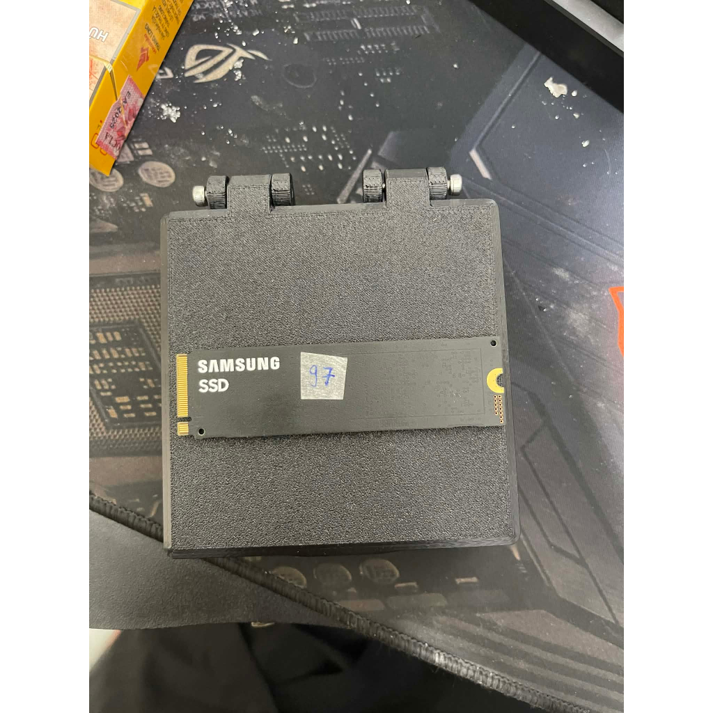 hàng lướt Sức khỏe 97% SSD Samsung NVMe PM9A1 512GB M.2 PCIe Gen4 x4 MZ-VL25120 bh 1 tháng
