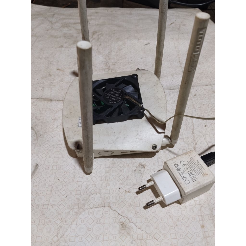 Modem mở rộng sóng wifi totolink N600R