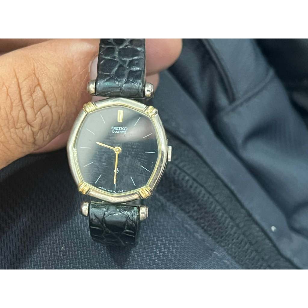 Đồng hồ Seiko nữ cổ điển  máy quartz hai tông màu hình bát giác,
