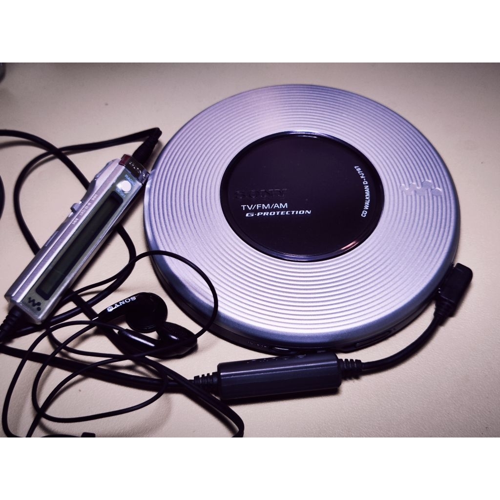 Máy nghe đĩa CD Walkman