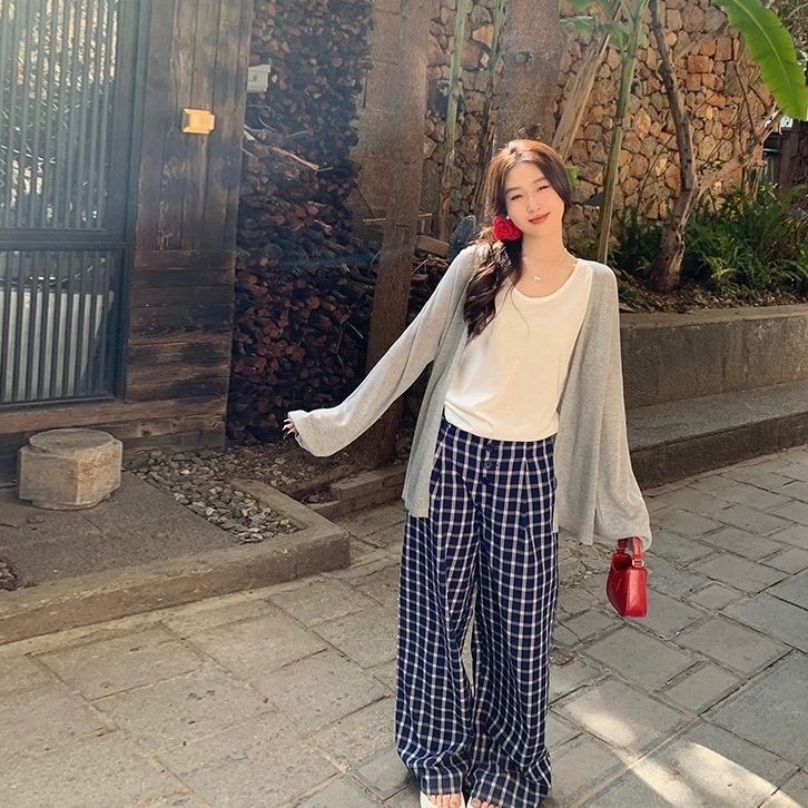 Áo khoác cardigan thun giấy mỏng dáng dài tay bo phong cách basic 24Feb.studio A0007 | BigBuy360 - bigbuy360.vn