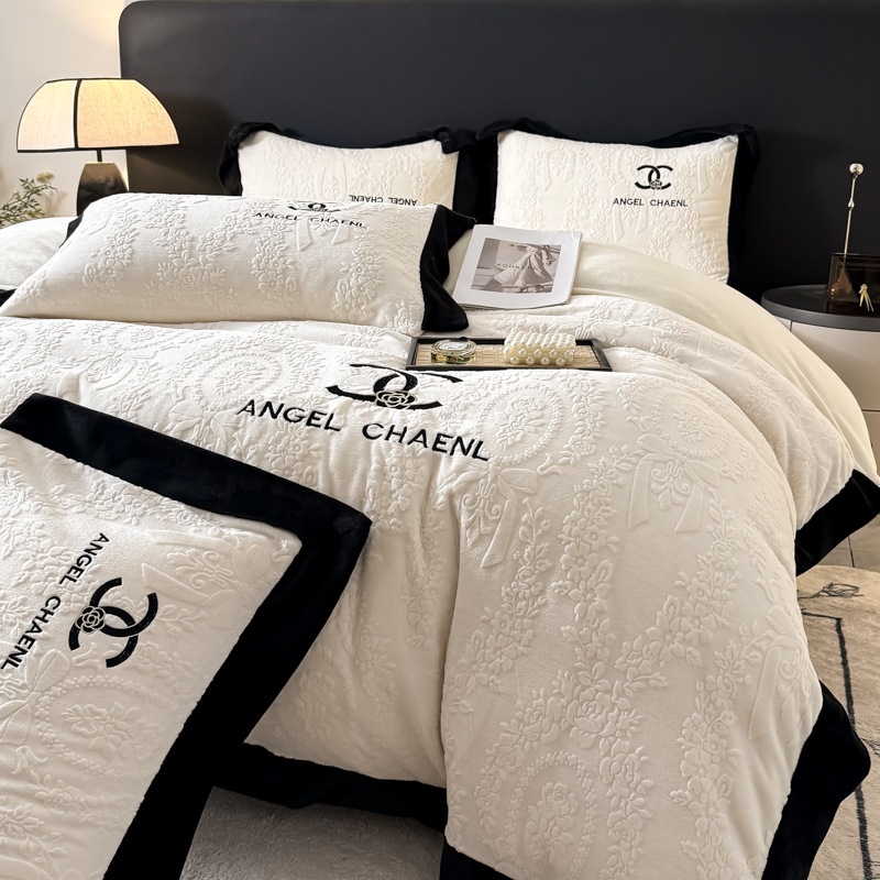 ✨ SET CHĂN GA CAO CẤP PHONG CÁCH CHANEL – SANG TRỌNG ĐẲNG CẤP ✨