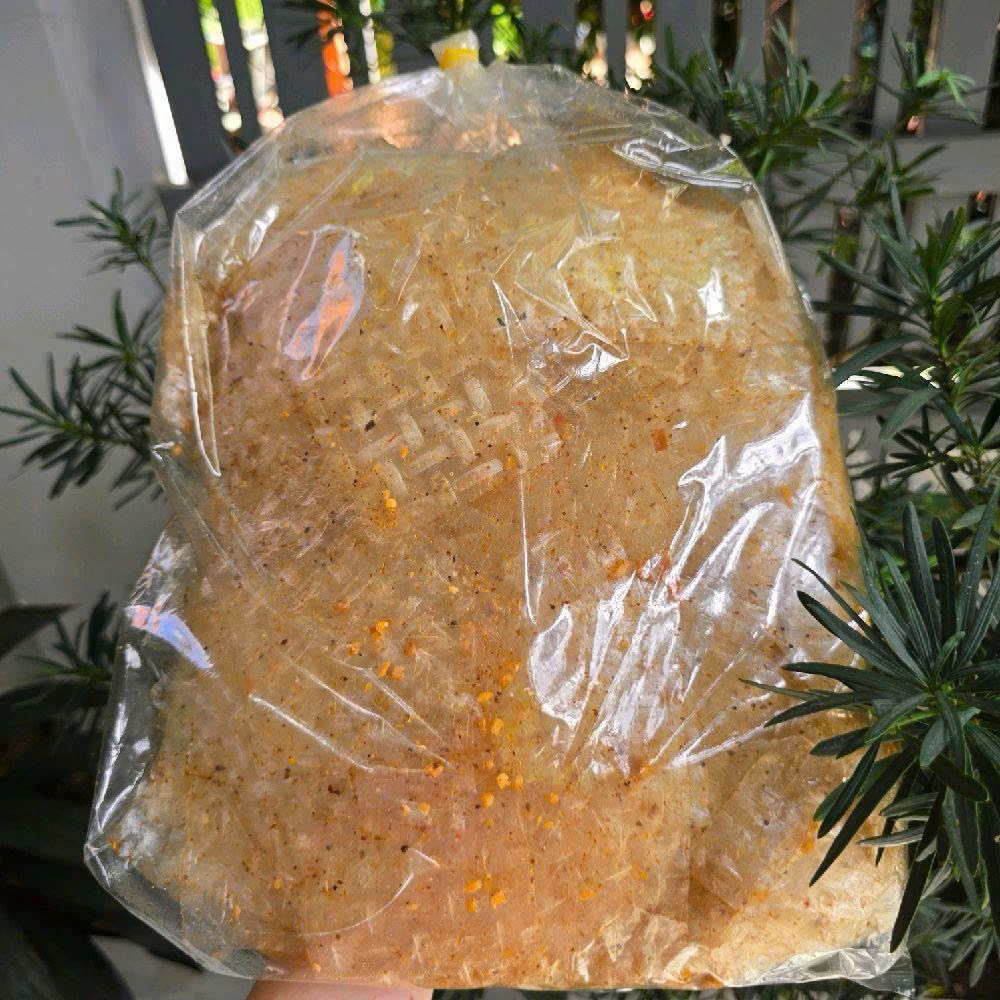 Bánh tráng vuông tỏi 500gr-Bánh Tráng Trộn tỏi Phi  500Gr  - Snack Thức Ăn Việt Nam