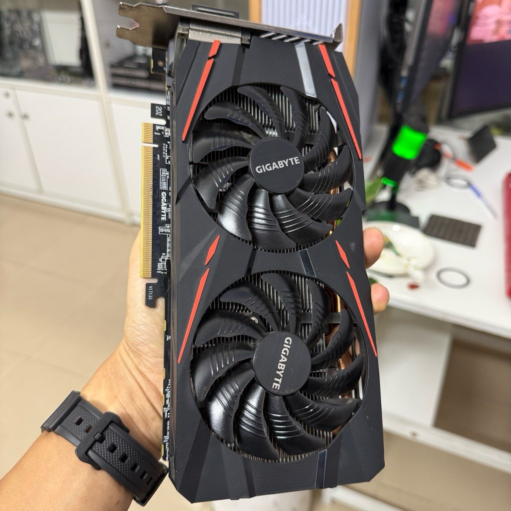 Card màn hình RX580 8GB , card đồ họa RX590 8GB, gigabyte đẹp zing - hàng 2nd
