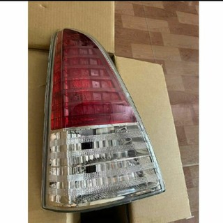 Đèn  Hậu Toyota  INNOVA  2009-2011