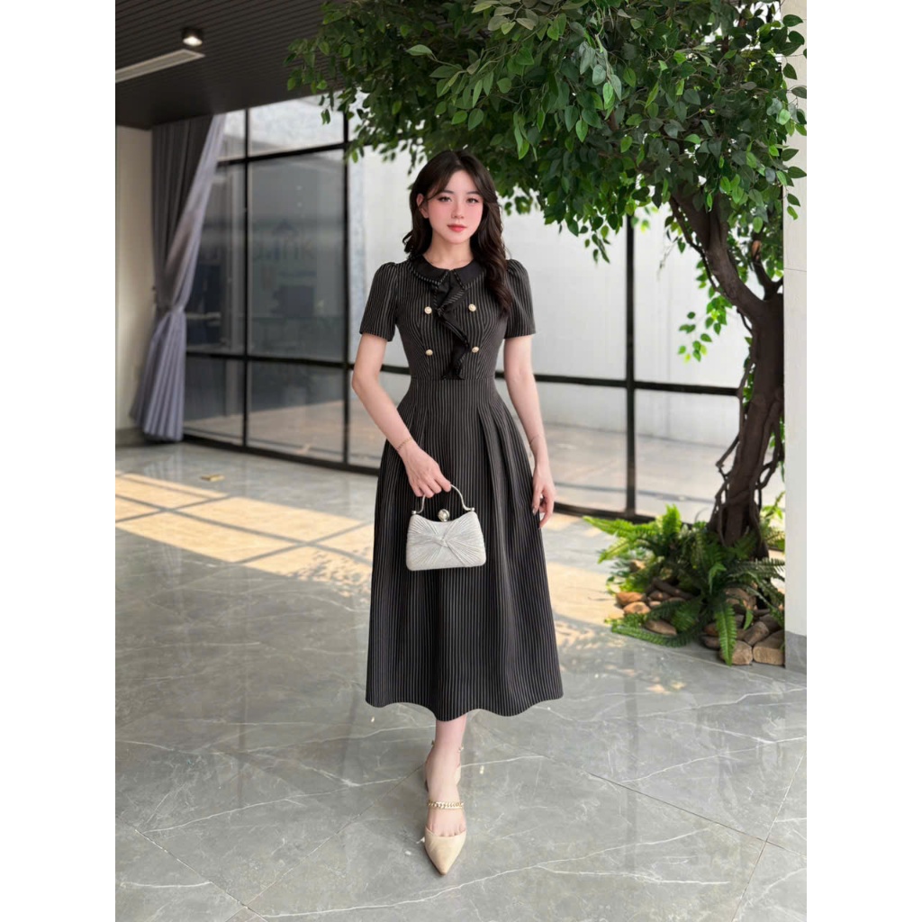 TY80 - Váy Thiết Kế Evii dành cho nữ, Đầm thiết kế kẻ cổ tròn phối viền bèo trước ngực, dáng A xòe d
