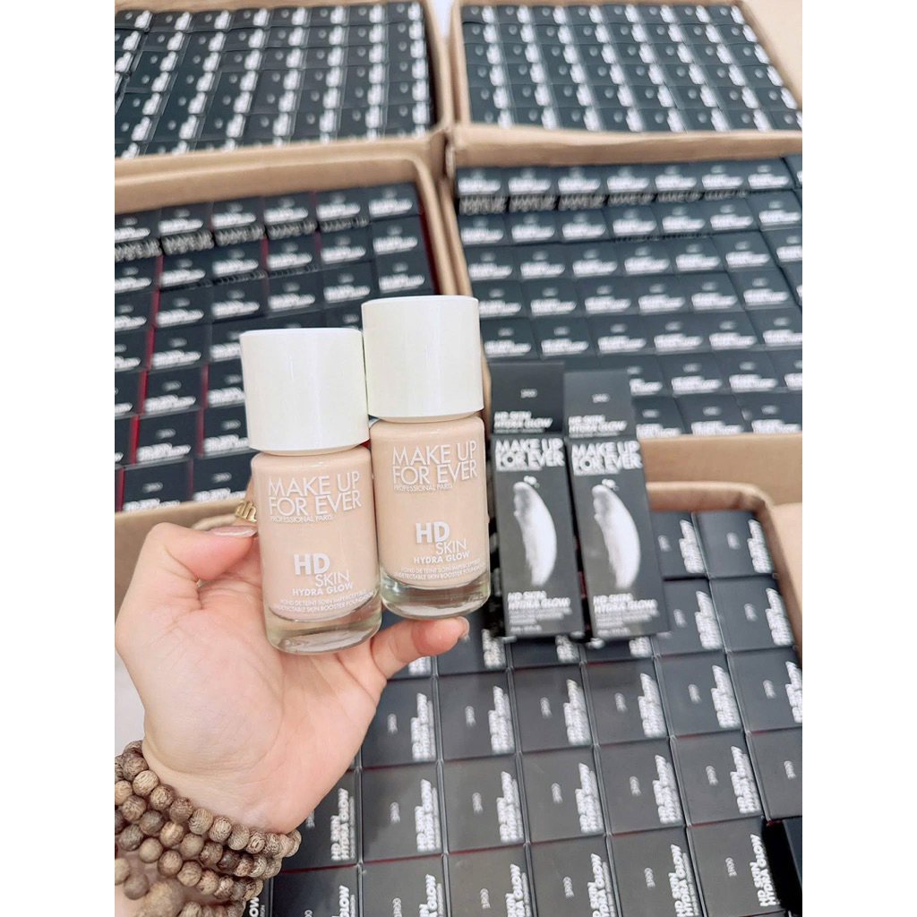 Kem nền Ma.keup 4ever Hydra Glow (nắp trắng) 1R00