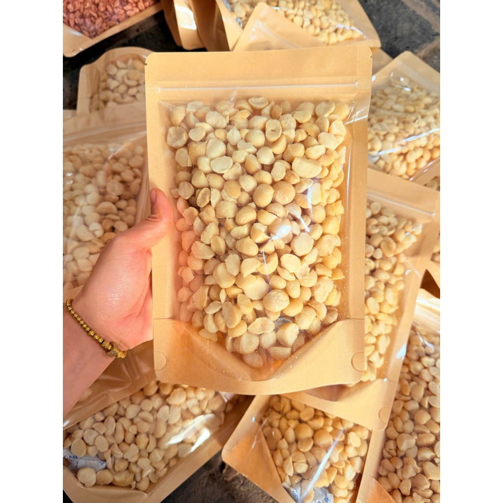 Hạt Macca Vỡ Đôi