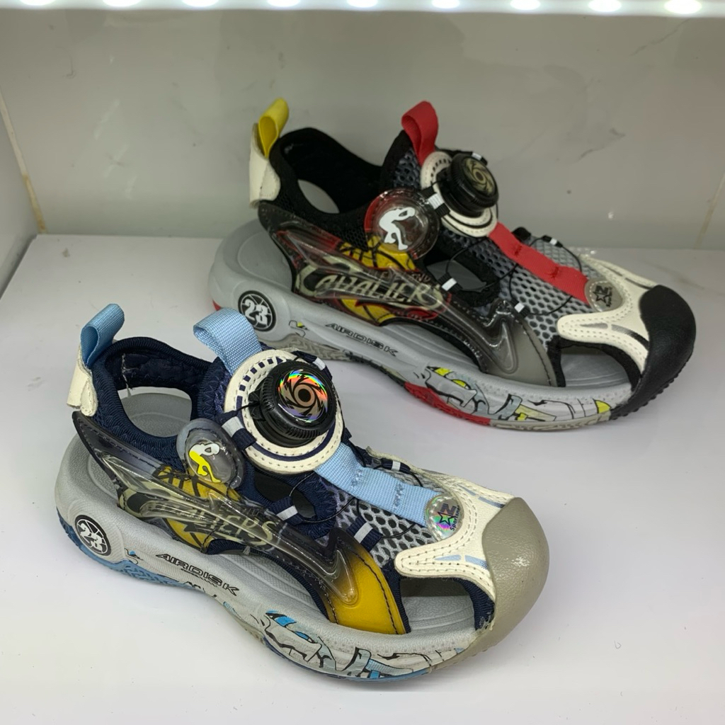 Giày sandal rọ trai nút xoay đế vax M450LA
