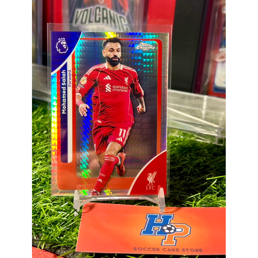 Thẻ bóng đá Mohamed Salah Pulsar Topps Chrome EPL 2025/26