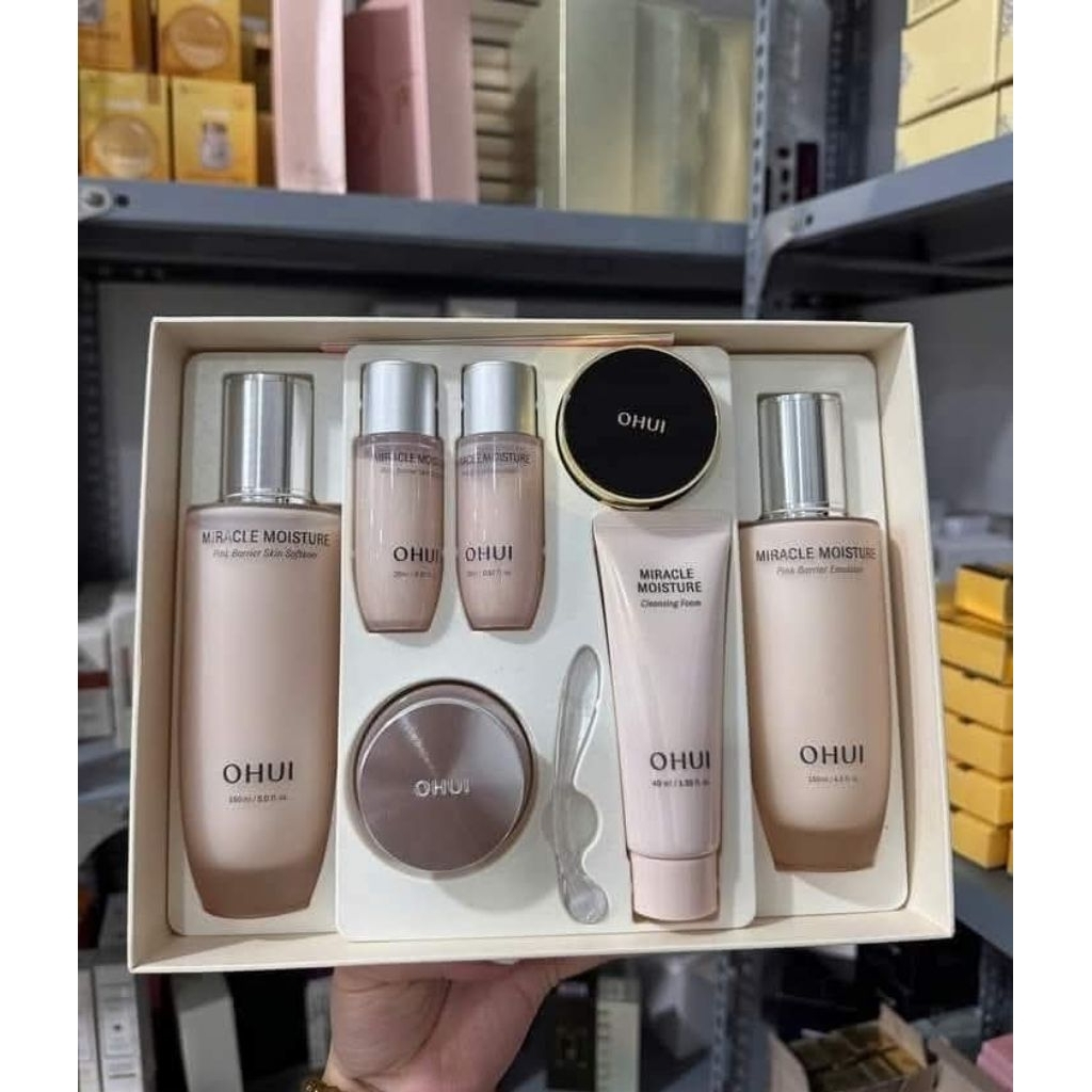 Set Dưỡng Ẩm Ohui Miracle Moisture