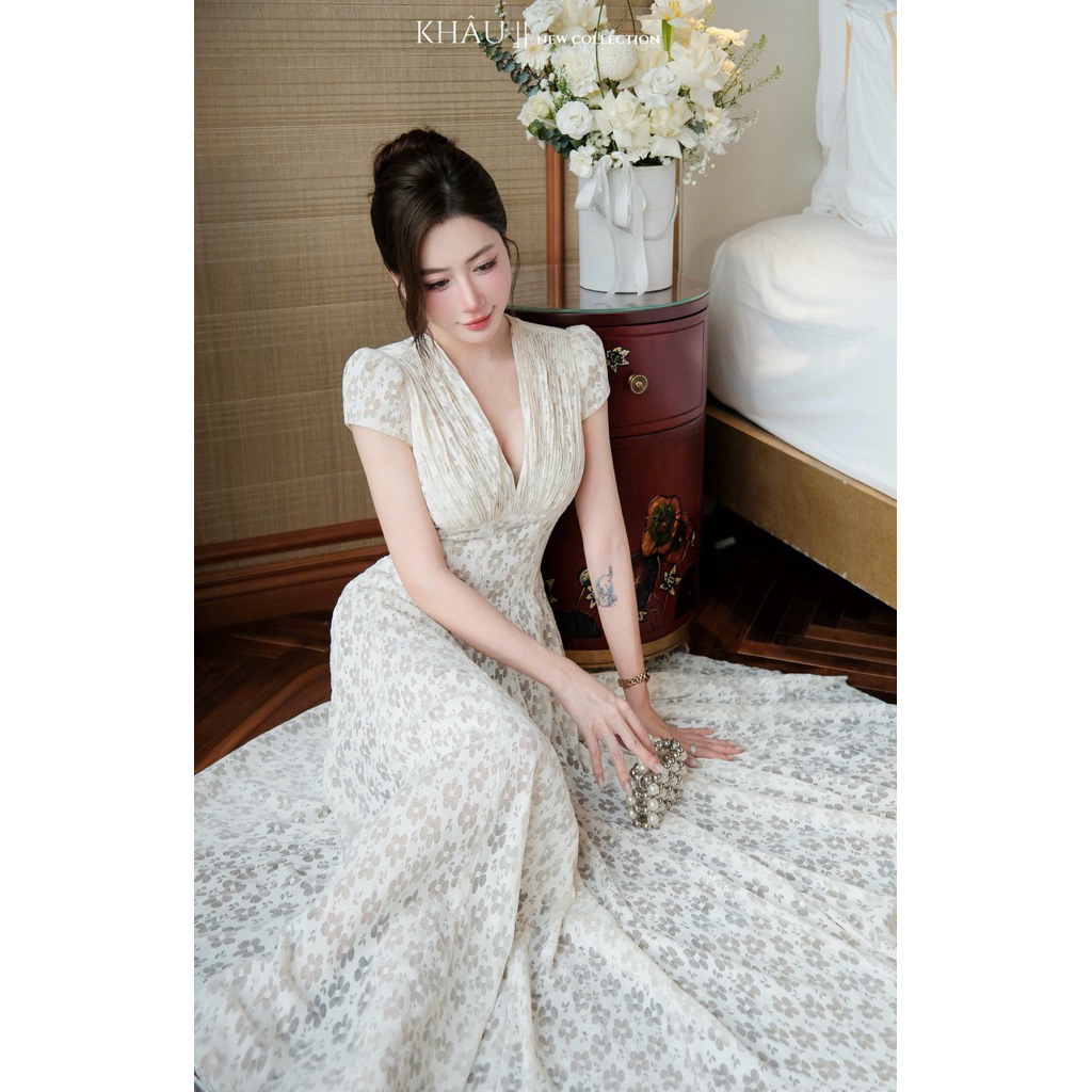 đầm cổ v khâu design