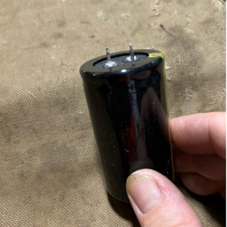Tụ    hoá    1000uf    450V    3.5x6