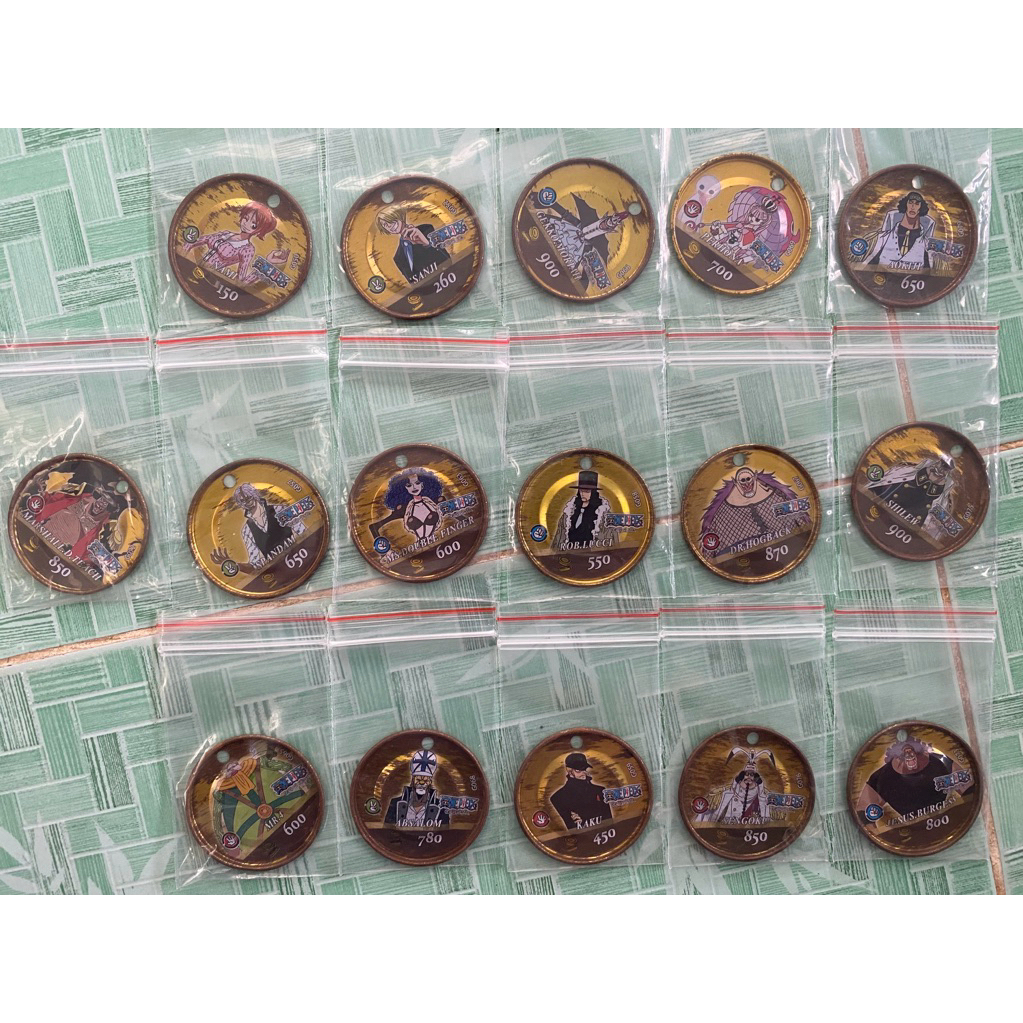 Bộ 16/35 xu vàng lỗ Toonies One Piece