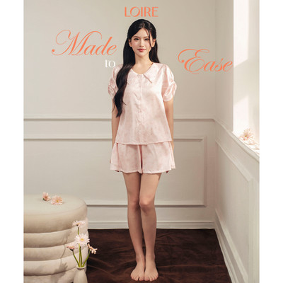 [Made to Ease]Bộ Mặc Nhà Lisse Loire FDMN260366 Họa Tiết Hoa Chìm Chất Lụa Pháp