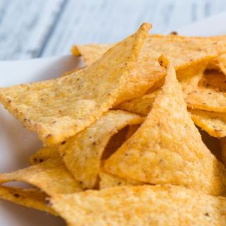 Nachos Chip Phô Mai Healthy | Snack ăn kiêng ít calo | Giòn tan – Tự nhiên –  ( túi 400gr)