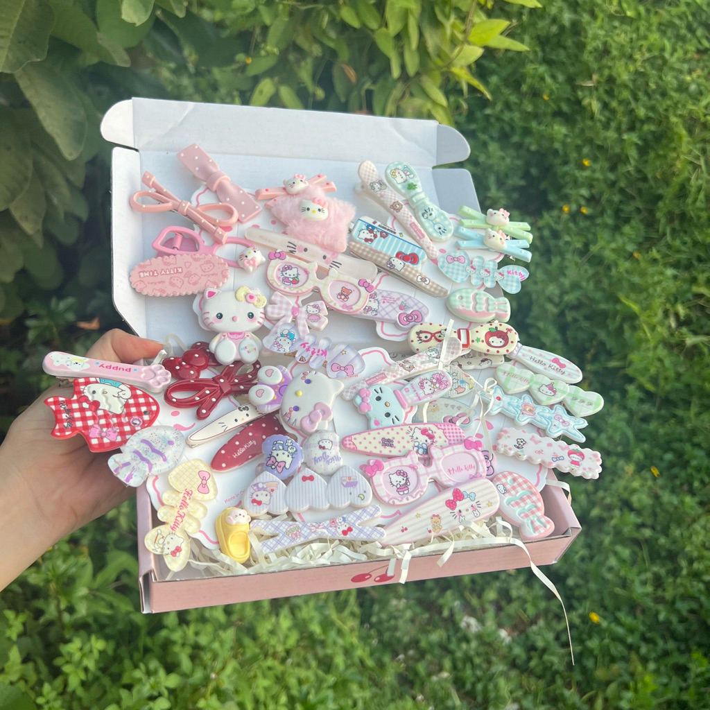 ( Giftbox có kèm hộp KITTY) Set 50 kẹp tóc ngẫu nhiên đủ màu phụ kiện tóc Hello kitty
