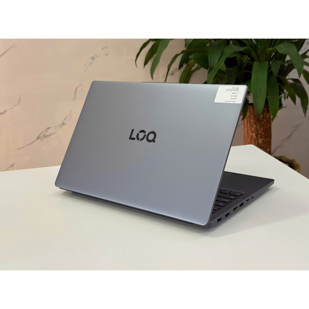 Lenovo LOQ Essential 15IAX9E Core i5-12450HX / 16GB / 512GB / RTX 3050 6GB / 15.6 FHD 144Hz