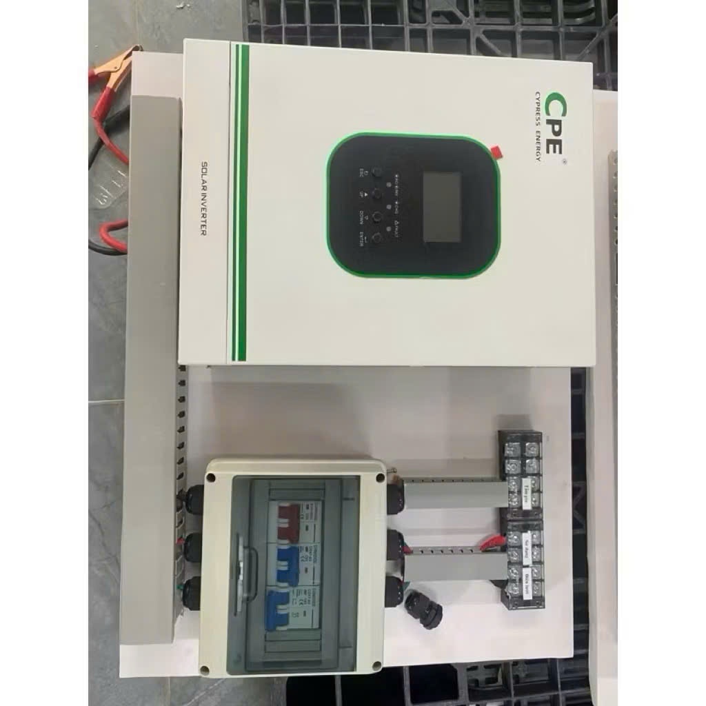 Biến Tần Xuyến Năng Lượng Mặt Trời TECHFINE 12V 1200W Và cpe 1500VA/1200W, 12VDC, Sạc AC & Solar Hỗ 