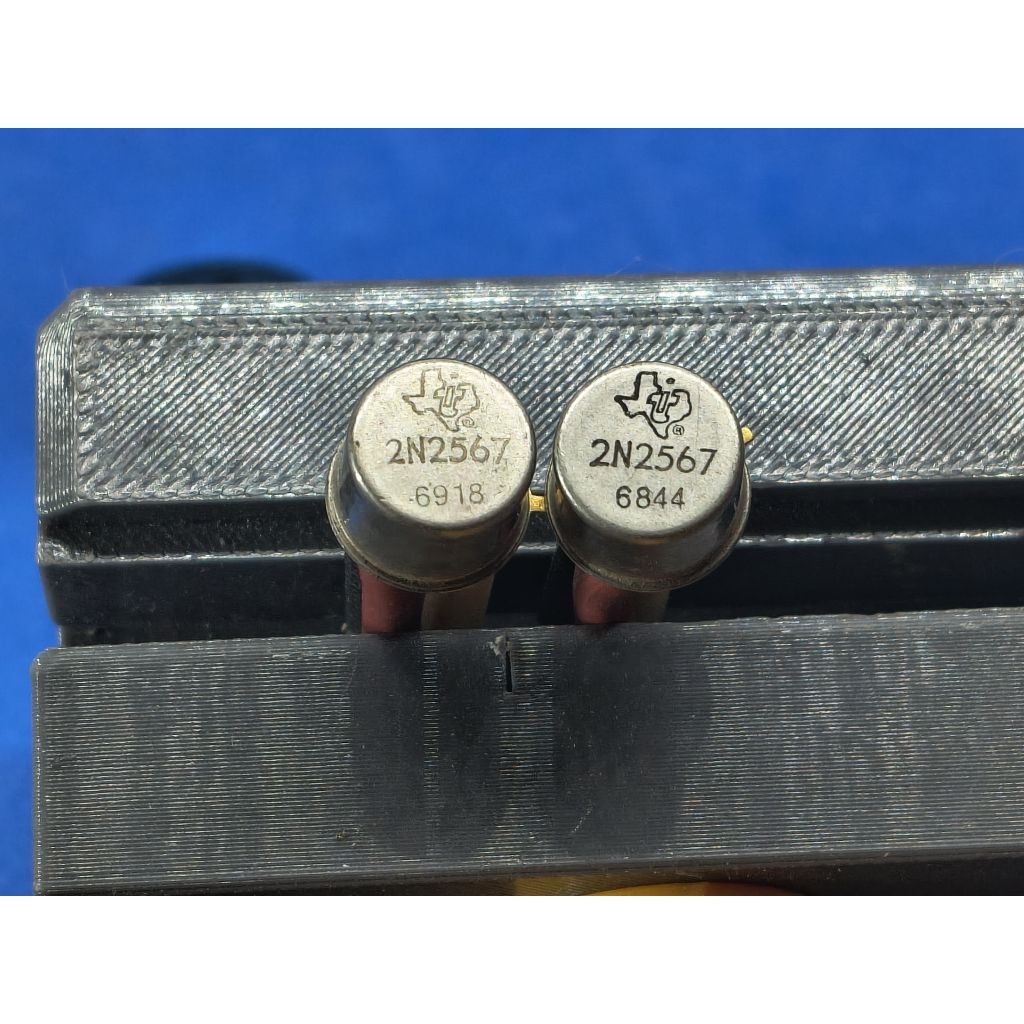 2N2567 TEXAS Germanium PNP BJT 60V 3,5A 30W
