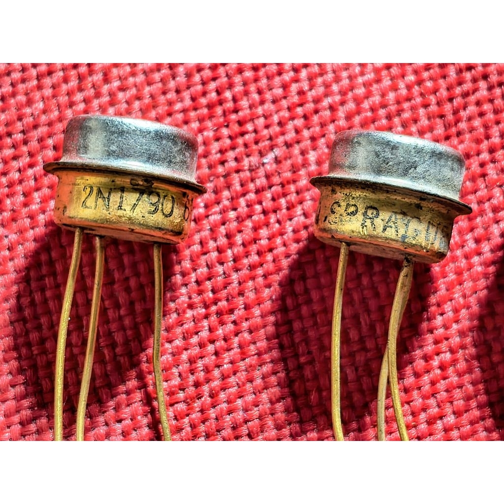 Sprague Germanium PNP BJT Transistor 2N1790 35V 0.05A 0.06W