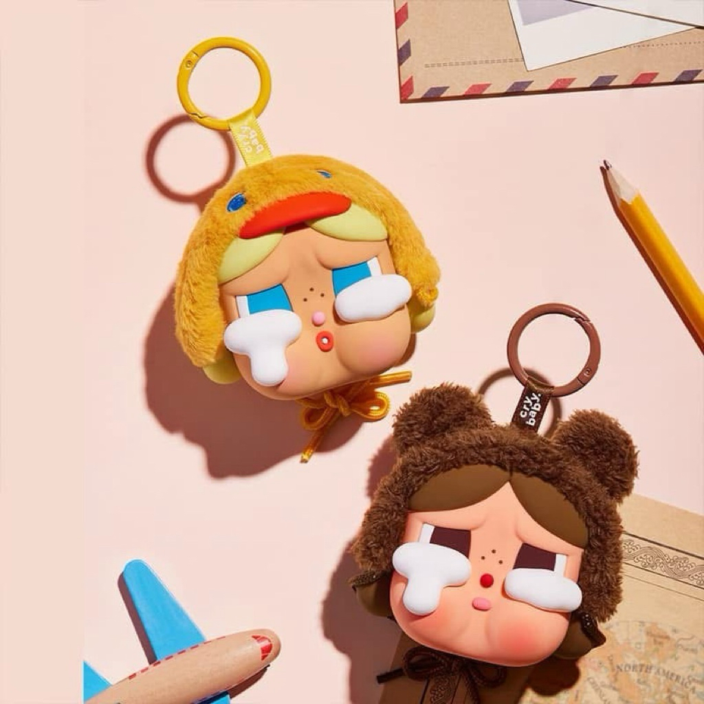 POPMART CASE CRYBABY CRYING AGAIN MÓC KHÓA BÔNG ĐỰNG TAI NGHE ( CHÍNH HÃNG SẴN HÀ NỘI )