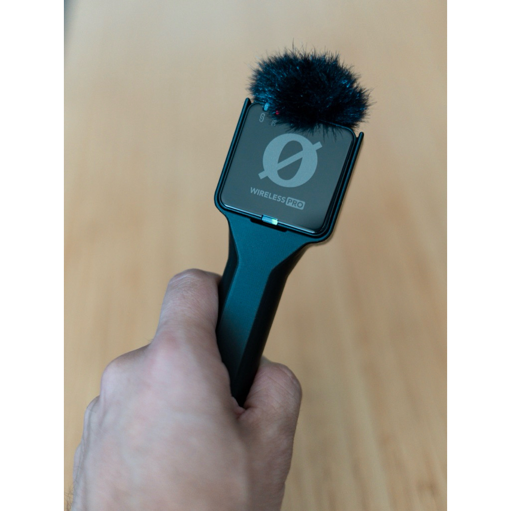 tay cầm mic wireless rode pro