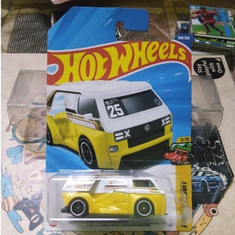 Xe mô hình Hot Wheels VW T3 Custom