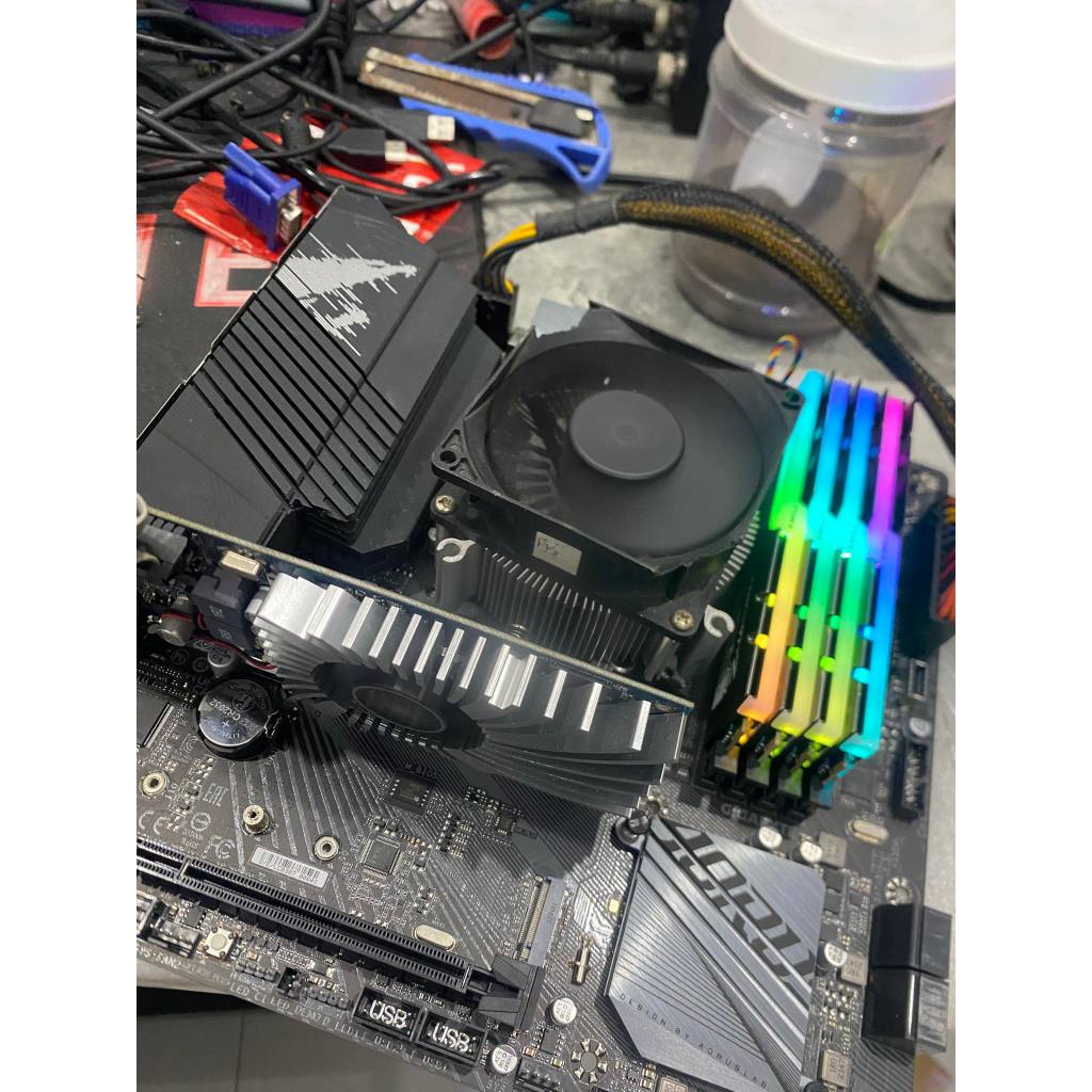 MAIN B660M AORUS SOCKET 1700