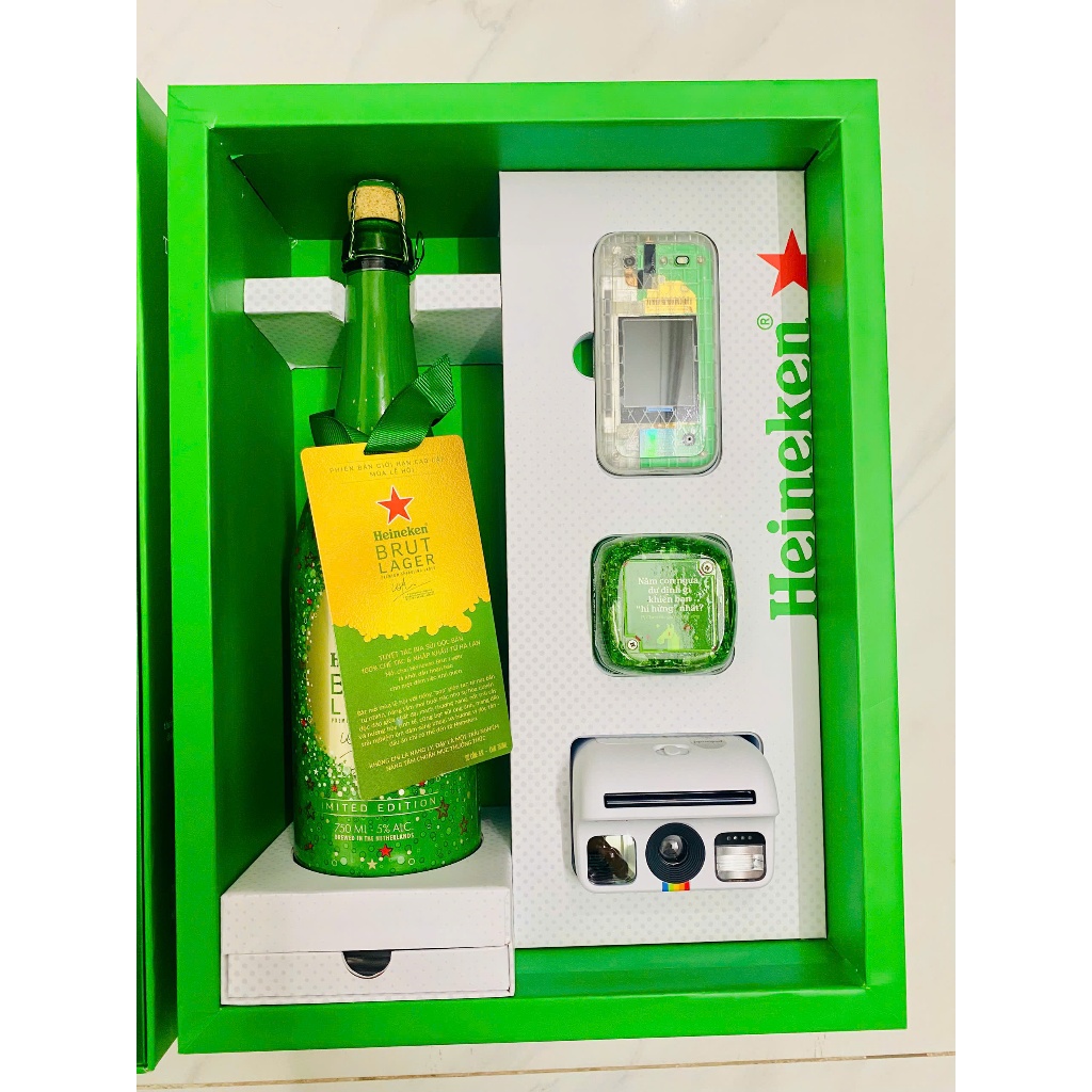 Hộp quà tặng  Heineken mở kết nối thật 2026