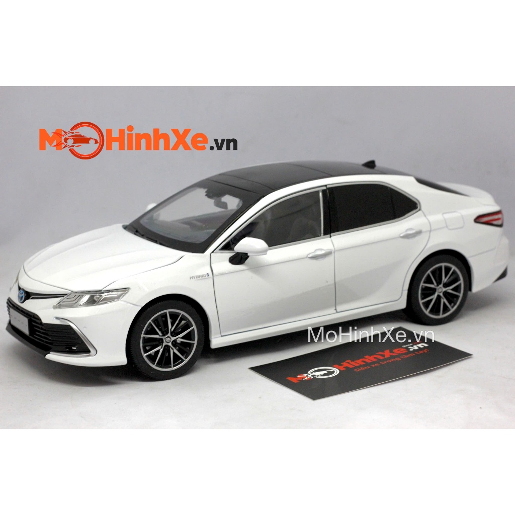 Mô hình xe Toyota Camry 2023 1:18 Hãng khác