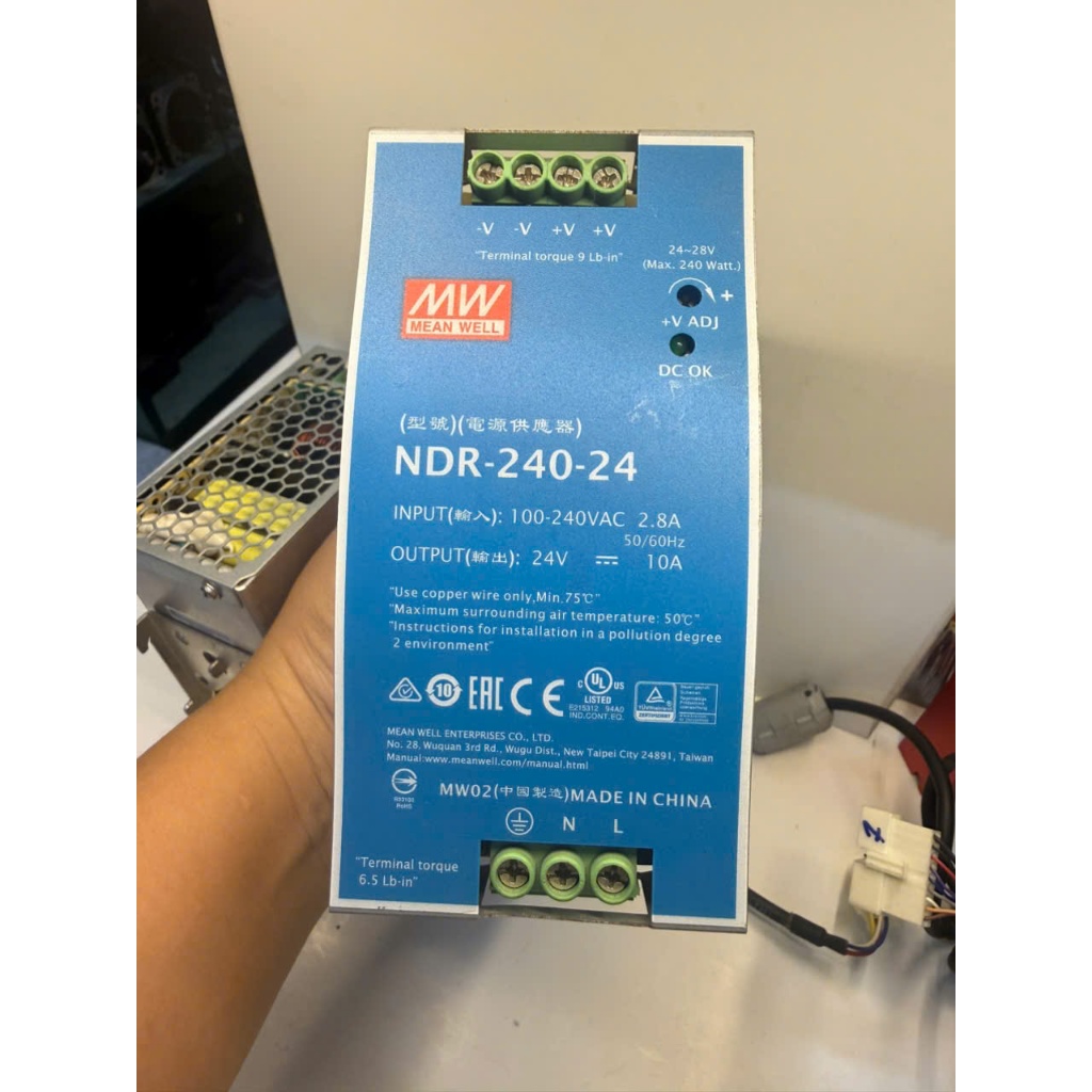 Nguồn Meanwell NDR-240-24  siêu lướt 99%