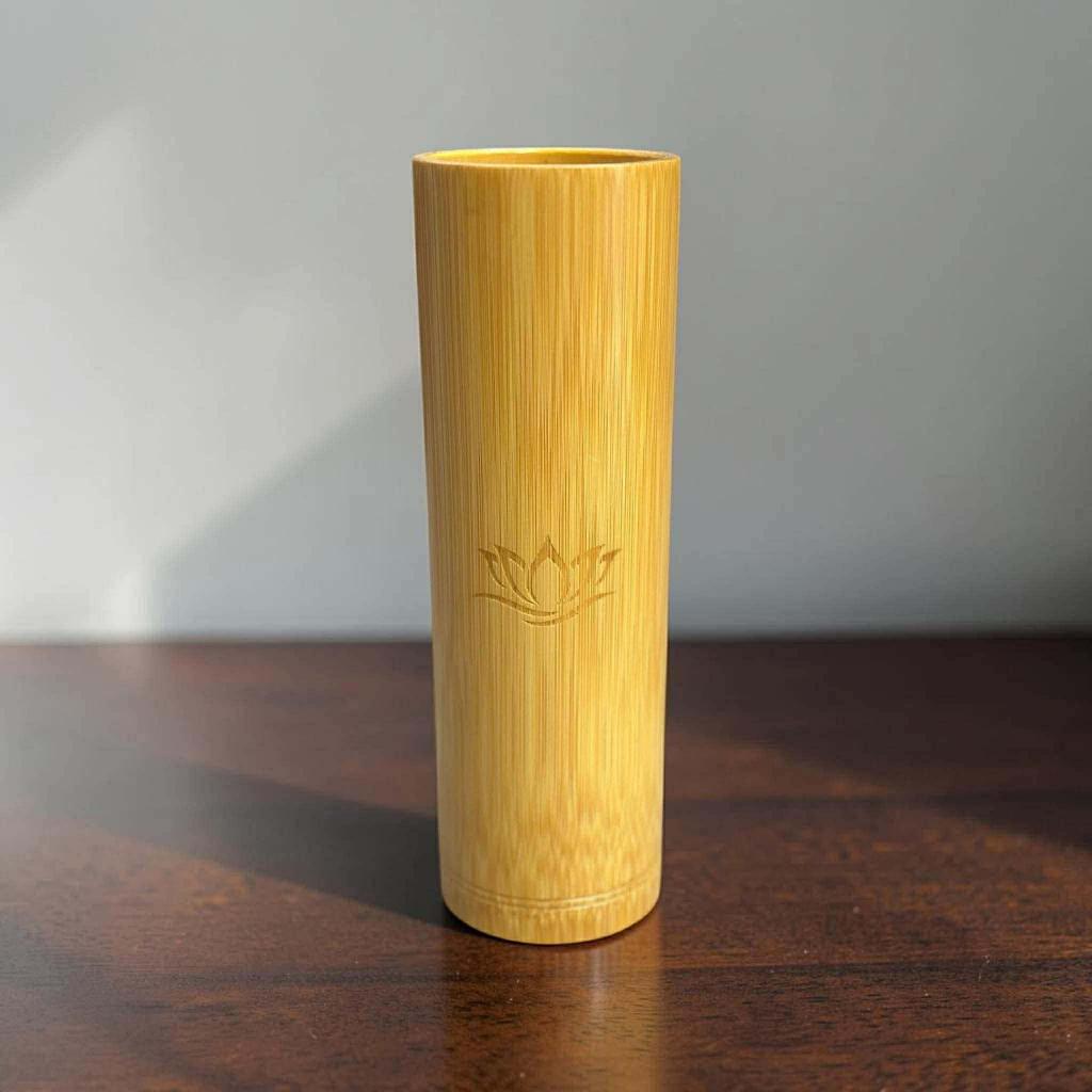 ỐNG ĐỰNG NHANG TRE – MỘC MẠC & THANH TỊNH