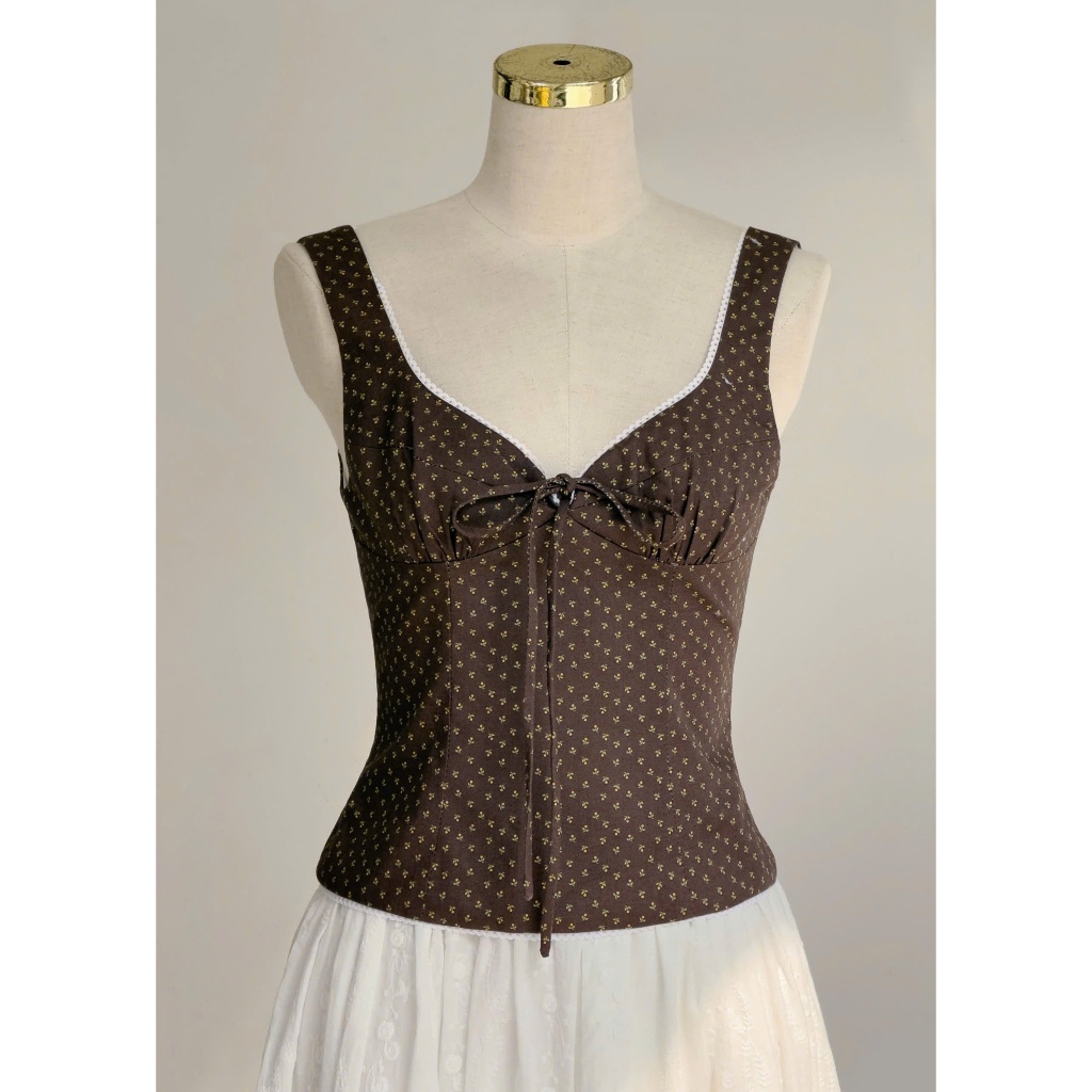 𝗖𝗹𝗼𝘁𝗵𝗲𝘀 𝗕𝗮𝗿 - Lila Top (Dust Memory) | Áo kiểu cotton cao cấp hoa nhí phối ren thắt nơ nữ tính