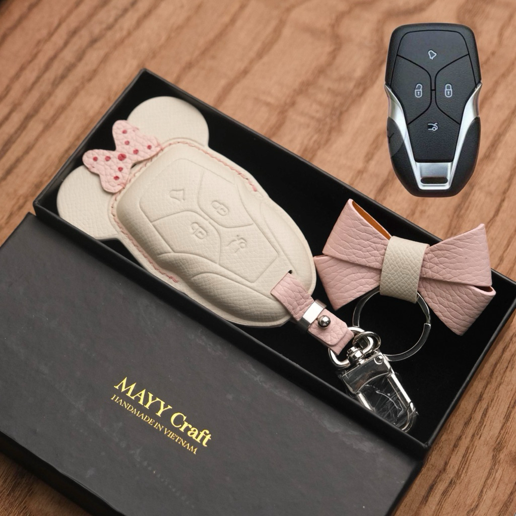 Bao Da Chìa Khoá xe Vinfast 2026 , VF6 VF7 VF8 VF9, VF6Plus VF7Plus VF8plus VF9plus Màu kem mix hồng