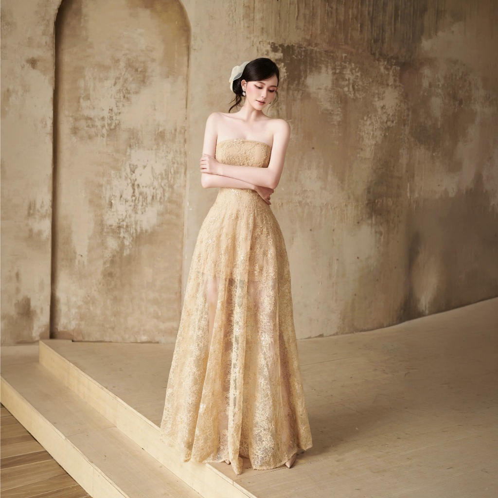 Laci Dress | Váy tiệc nữ thiết kế cup ngực ren vân hoa 3D cao cấp H.I.U Fashion | đầm dáng dài sang trọng HIU design | BigBuy360 - bigbuy360.vn