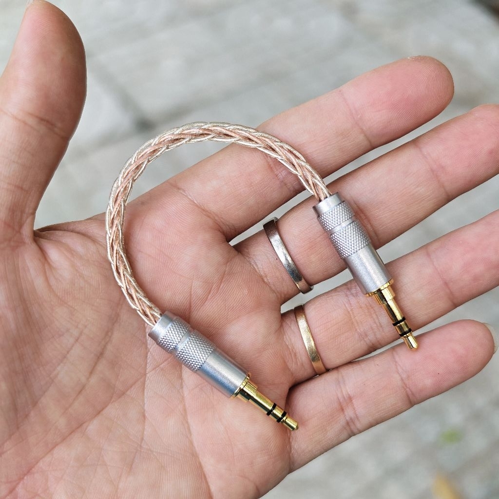 Cáp Aux 2 đầu 3.5mm dài 10cm dây đan 8x.
