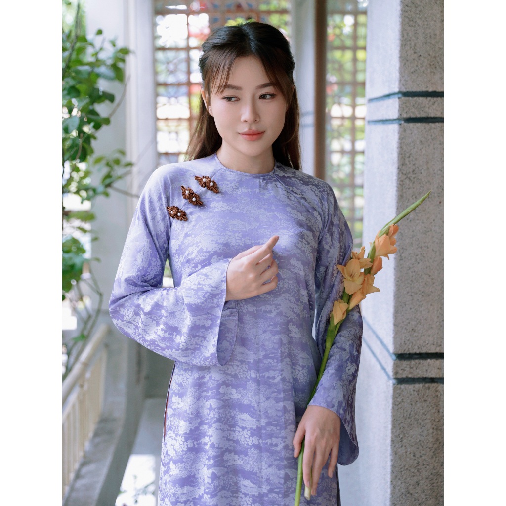 Áo Dài Gấm Lụa Cao Cấp Nora Hoạ Tiết Sơn Thuỷ Dáng Suông Tay Rộng Nora Couture