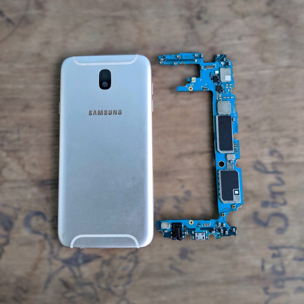Mainboard / Main bo mạch chủ Samsung J7 Pro (J730) zin sống full chức năng,không mật khẩu.