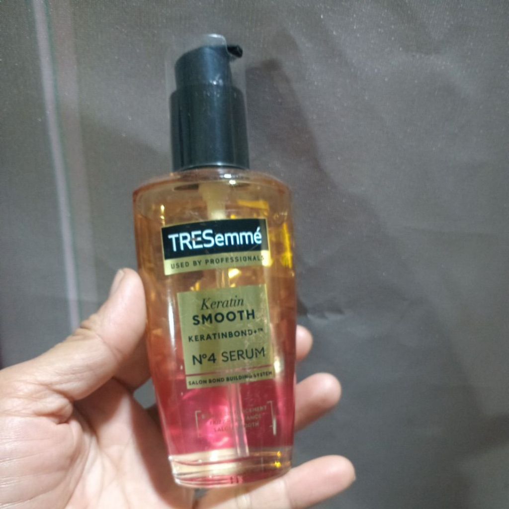 Tresemme Serum dưỡng tóc Lamellar Gloss No4 100ml - Chăm sóc tóc mềm mại và khỏe mạnh