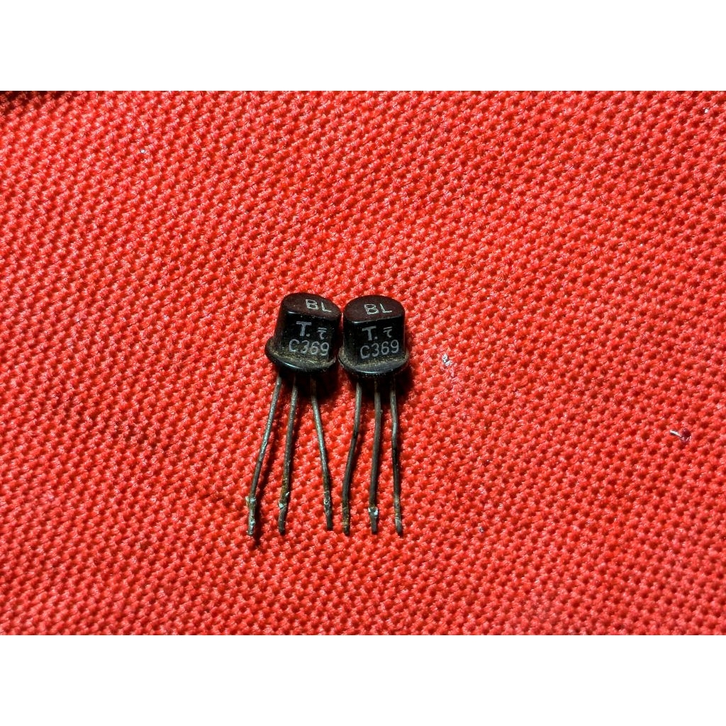 Toshiba NPN BJT Transistor 2SC369 C369 BL