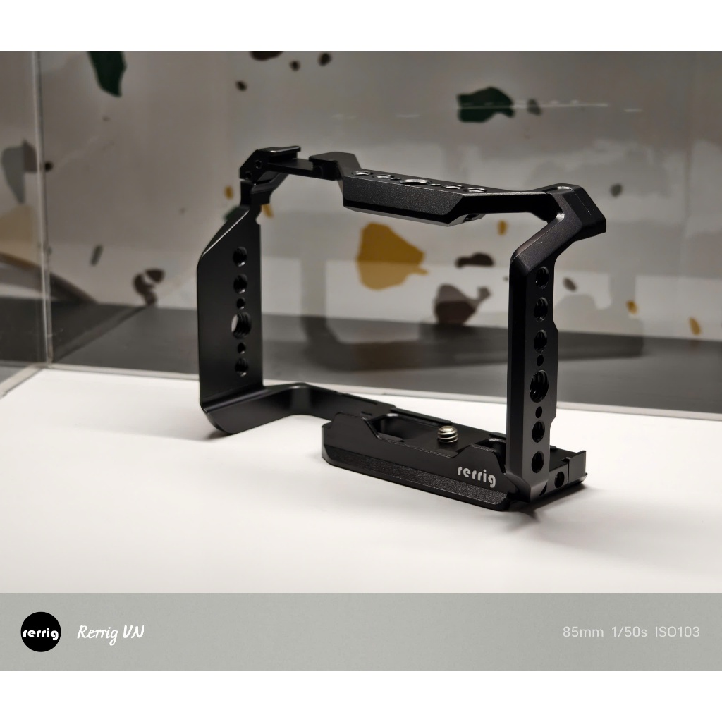 Sony ZV-E10 Mark 2 | Khung rig cage giá treo phụ kiện máy ảnh chính hãng Rerrig cho Sony zve10 zv e1