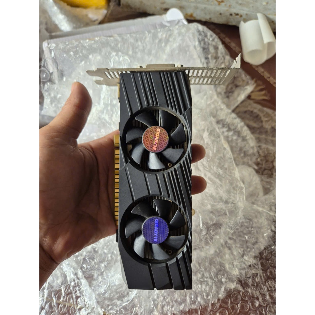 VGA GTX 1650 4GB   low profile BON LÙN MẤY BỘ