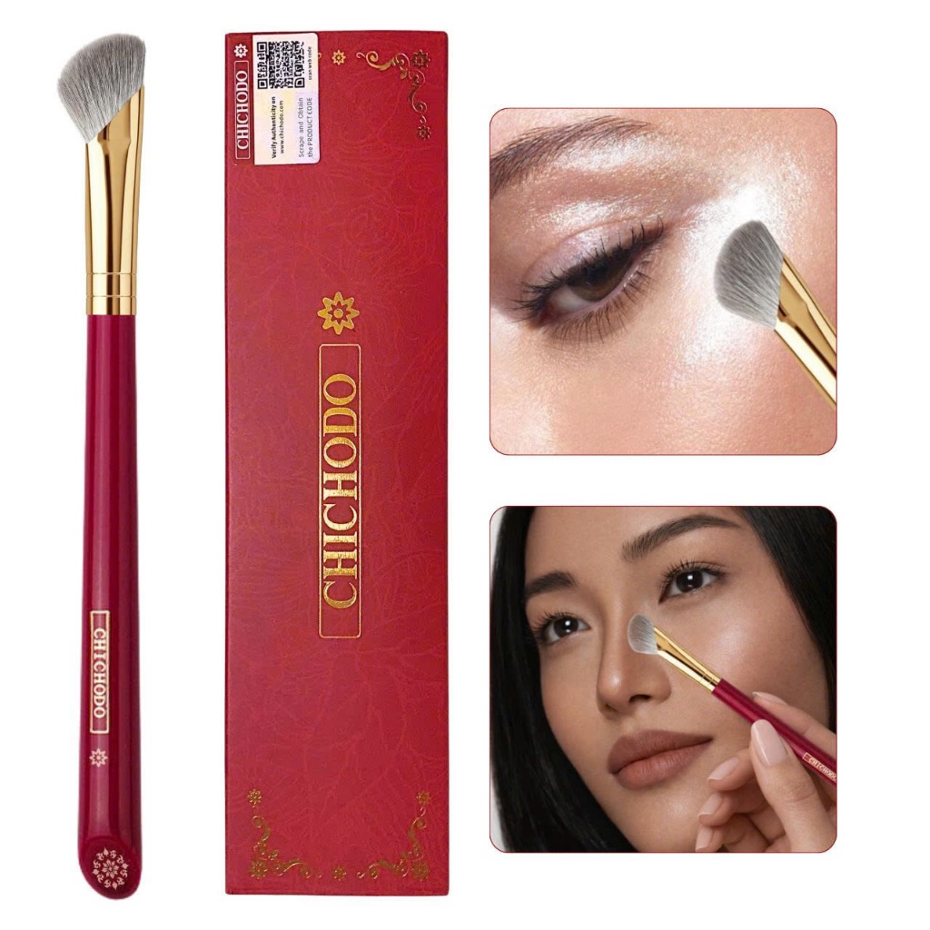 Cọ trang điểm dáng quạt đánh khối mũi highlight CHICHODO Half Fan Highlighter Brush C127