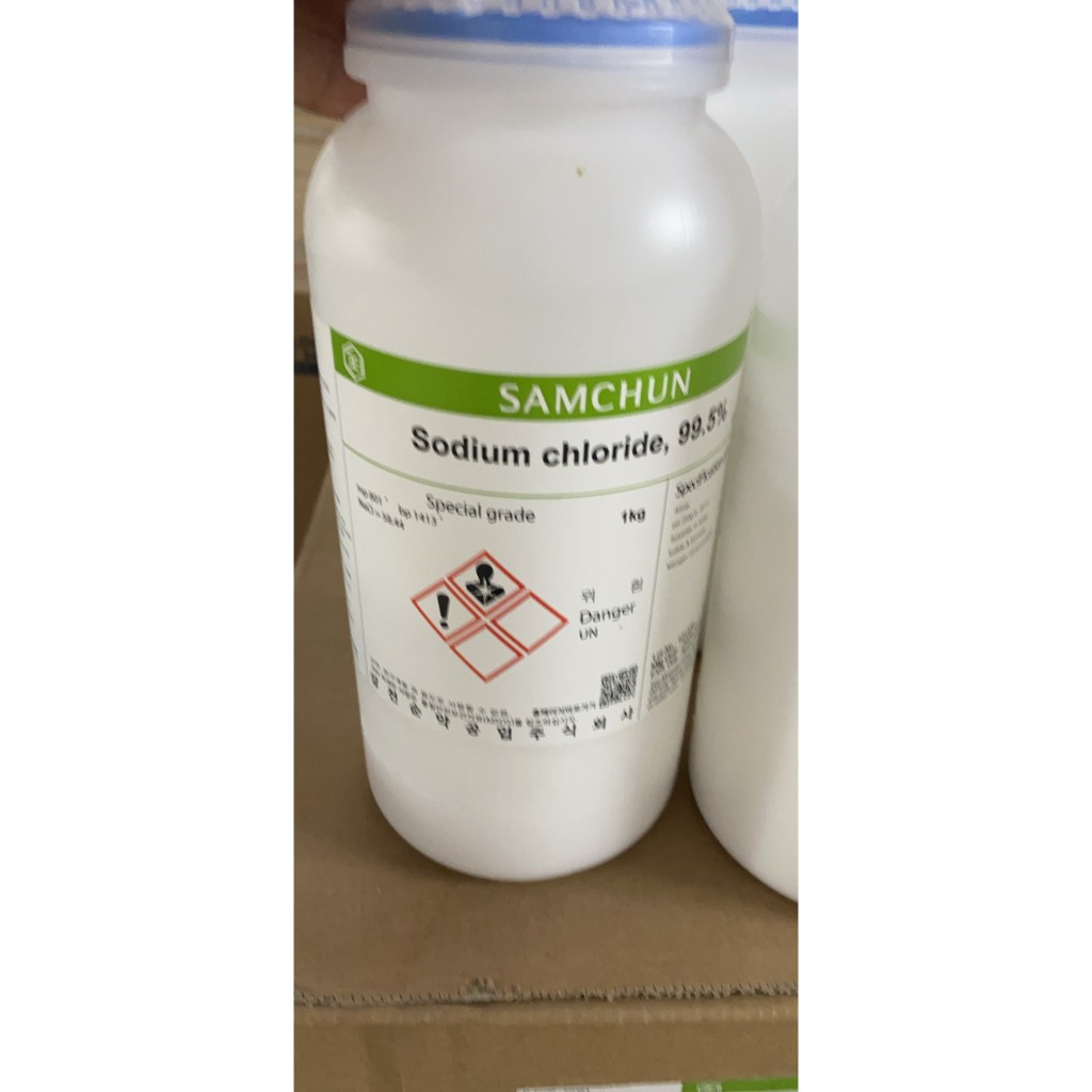 SODIUM CHLORIDE NACL 99,5 % SAMCHUN HÀN QUỐC lọ 1kg HCTN1