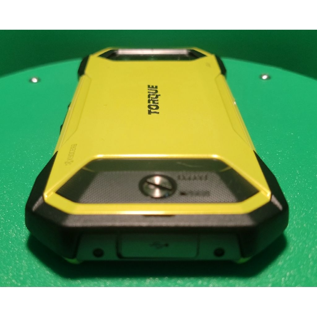Điện thoại KYOCERA Torque 5G (G05/KYG01).