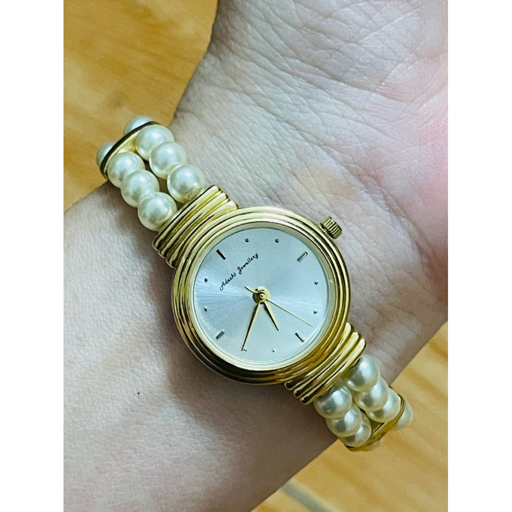 Đồng hồ nữ Adachi Jewellery độc quyền của Melon Mama