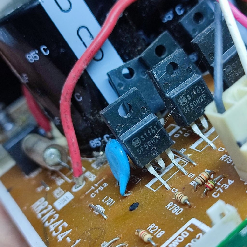 5F50H2F quạt 3 pha hitachi( combo 6 ic )
