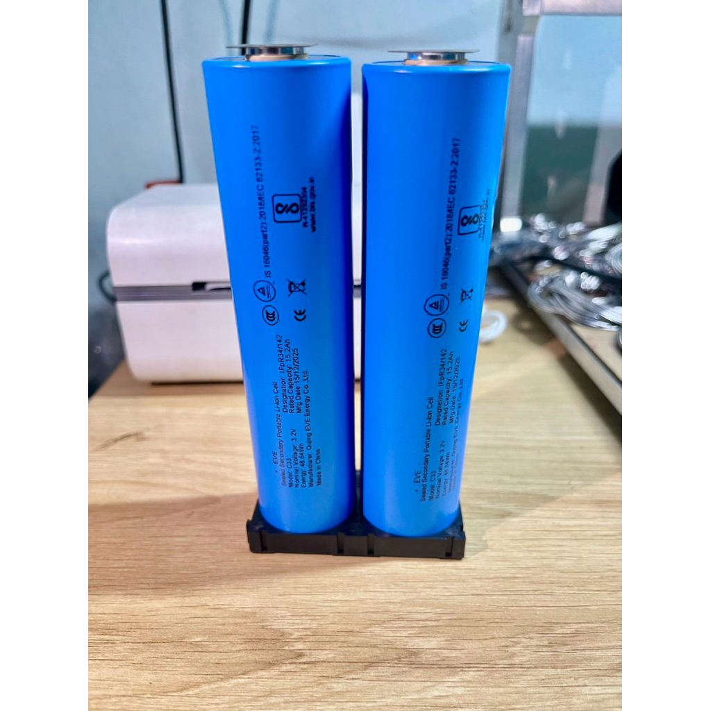 Pin Eve 33140 3.2v - 15Ah xả cao hàn laser sẵn.