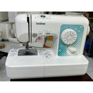 Máy may Brother mini nhỏ gọn đời mới